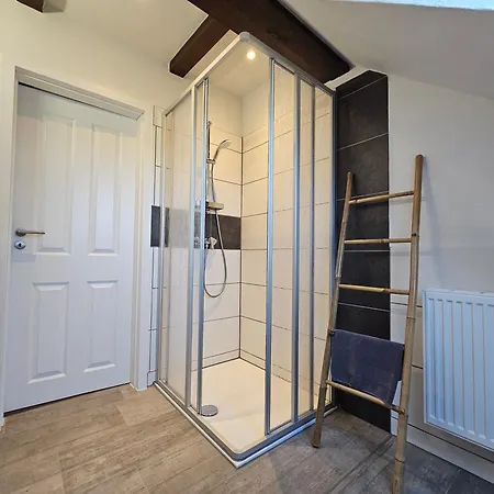 Im Spreewald In Idyllischer Alleinlage *