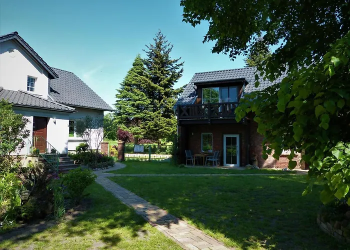 Im Spreewald In Idyllischer Alleinlage 베르벤